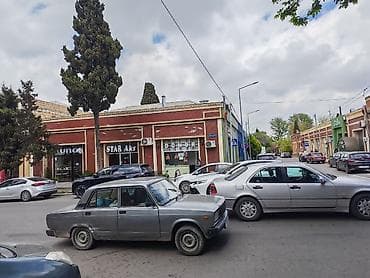 bineqedi emlak: Magazinin yerleştiyi yer Gence şeherin ikinci hissesi (vtaroy çast) — 2