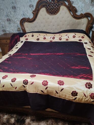 Yataq üçün Yeni Yataq örtüyü