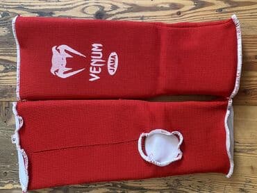 Kingboks üçün ayaqlıq “Venum”
Çox az işlənib ideal vəziyyətdədi