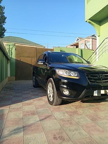 encar kia sorento: Hyundai Santa Fe: 2 l | 2010 il Krossover — 5