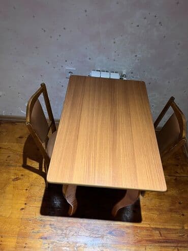 İşlənmiş, 2 stul