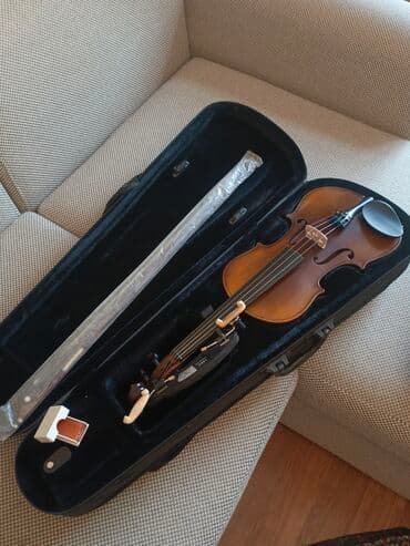 rus dili metodik vesait 7: Səliqəli vəziyyətdə olan 4/4 ölçülü skripka satılır. Səsi təmiz — 3