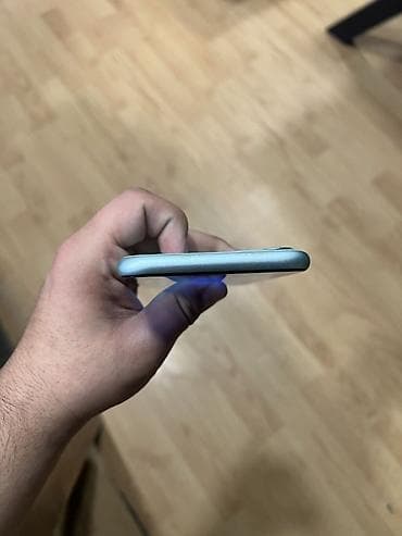 Adapterlər: IPhone 11, Yaşıl, Simsiz şarj — 4