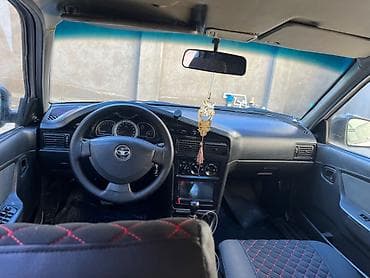 hunday 2010: Daewoo Nexia: 1.5 l | 2010 il Sedan — 6