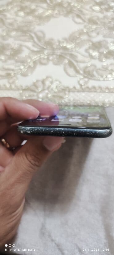 barter telefonla: IPhone 7, 32 GB, Qara — 4