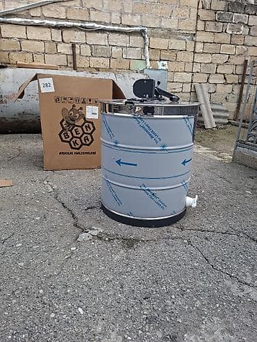 ucuz pisik: BENKA BA550EKO – 4 çərçivəli bal süzmə aparatı (manuel, iqtisadi — 4