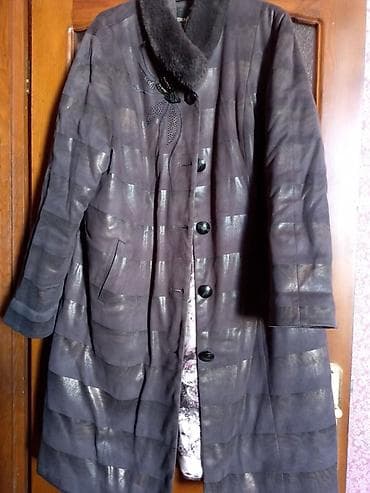 Qadın geyim dəsti - Qara-yaşıl rəngli zərli don: Dizə yaxın uzunluq — 2