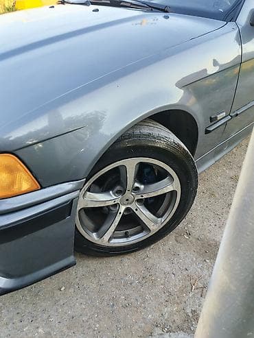 disklerin kreditle satisi: Bmw disk teker barter,r16 catsiz svarkasiz disklerdi,barter olunur r17 — 5
