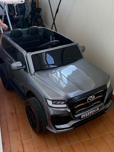 2 ushaqda eyleshe biler Land Cruiser modeldi Mashin 1 aydi alinib 250