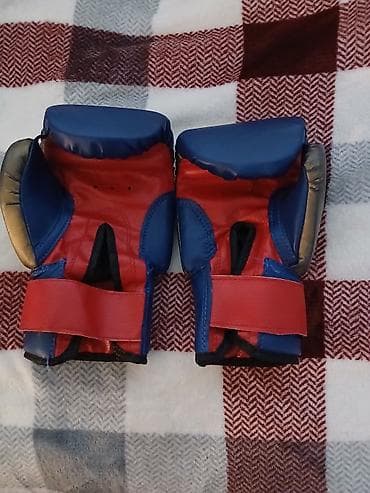 Boks elceyi olcu 4 razmer 10m boks torbasida var satiriq