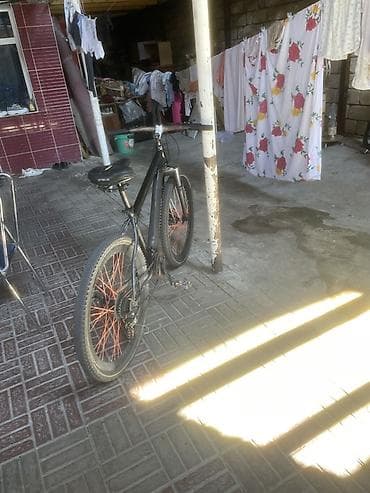 velpsiped: Dağ/şosse üçün universal velosiped - Rəng: tam qara çərçivə — 5
