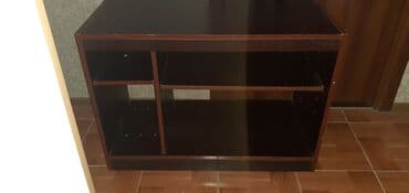 подставка для цветов: İşlənmiş, Düz TV altlığı, Polkalı, Taxtalı, Azərbaycan — 3