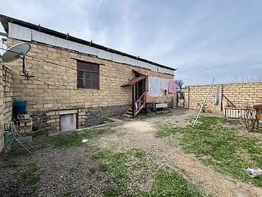 ucuz evler 2022: Satılır: həyət evi və torpaq sahəsi 24 Sotun içində yarı tikili 3 Otaq — 4