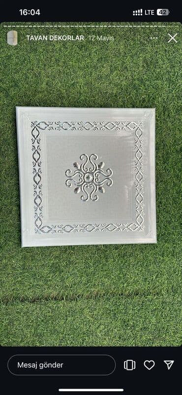 Tavan dekor paneli - Kvadrat formalı, ağ rəngli dekorativ tavan