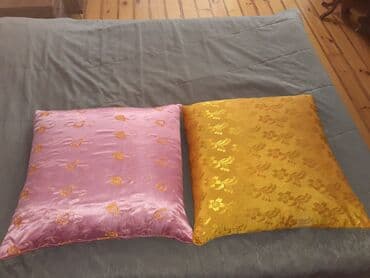 toyuq file: Qaz və toyuq tükündən olan təzə yastıqlar. Toyuq tükü 2 ədəd: 70×70 — 1