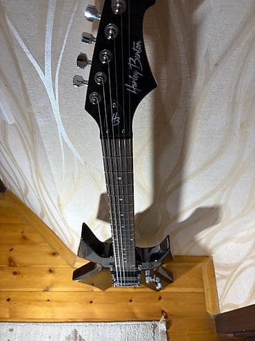 harley benton gitara: Harley Benton WL-20 Warlock Sifariş üçün whatsappdan yazın 099 843 — 4