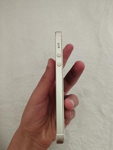 iphone adapter: IPhone 5s, 32 GB, Barmaq izi — 4