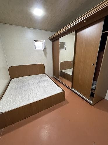 3 otaqlı həyət evi Planlaşdırma: - 1 geniş qonaq otağı (taxta tavan