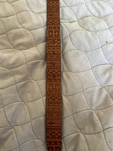 Ремни и пояса: ASOS Leather Belt With Antique E – dəri kəmər - Brend: ASOS - Model — 5