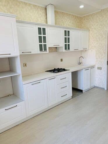 gündəlik kirayə mənzillər: 3 otaqlı, Yeni tikili, 99 kv. m — 1