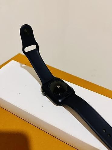 curren saat: Smart saat, Apple — 4