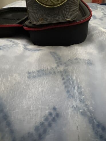 kalonka mikrafonlu: Salam,bu mikrafon təmiz orginaldır dubaydan gətirilib musiqi üçün kart — 9