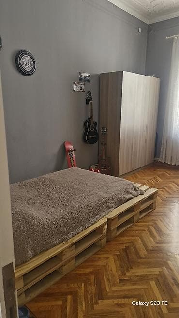 kiridit: Obyekt: Şəhər daxili sakit küçədə yerləşən çoxmərtəbəli fərdi yaşayış — 9