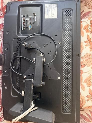 box tv: Televizor Samsung LCD 24" — 2