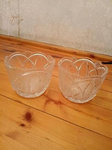 su ceni nerj: Kəsimli şüşədən hazırlanmış 2 ədəd dekorativ qab dəsti.25 manat — 1
