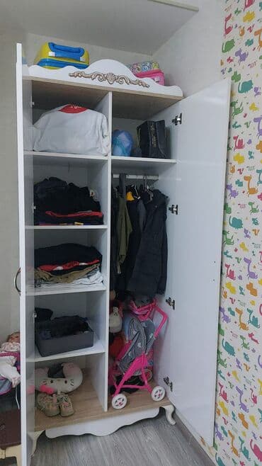 шкаф бар: Распашной, 3 двери Прямой шкаф, Гардеробный шкаф — 3