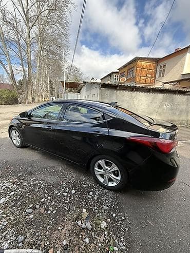 suret paneli: Marka: Hyundai Model: Elantra Rəng: Qara Avtomobilin təsviri: - — 8