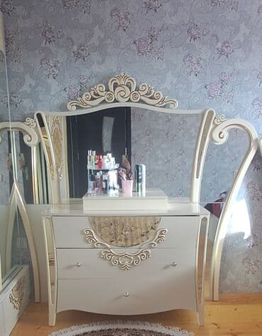 sehirli guzgu: Yeni, Güzgülü, Türkiyə — 1