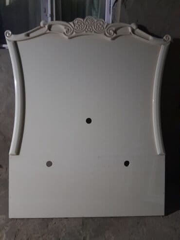 dəmir lis: Ağ rəngli tv stend başlığı list kimi satılır qalan hissə budur altı — 1