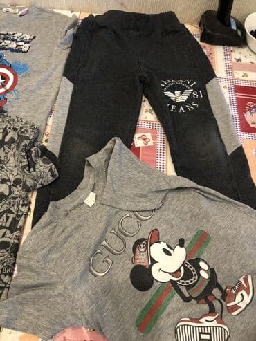 детская школьная одежда: 5-7 yasha geyimler,yaxshi veziyyetde,hem shalvar hem koynekler — 6