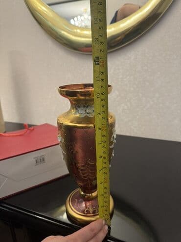 вазы из цветного стекла: Одна ваза — 3