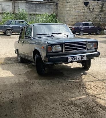 07 paxlava salon: VAZ (LADA) 2107: 1.6 l | 2010 il 27000 km Sedan — 5