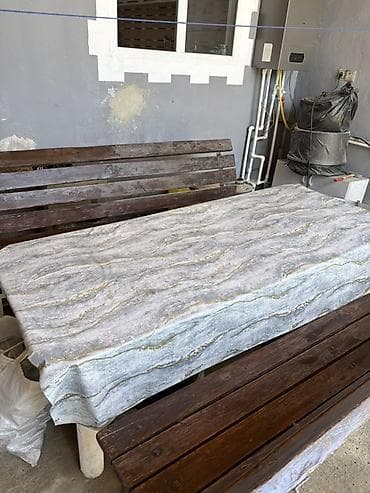 bag stullari: İki eded skameyka ve masa, masa temiz demirdi her yeri, cox — 2