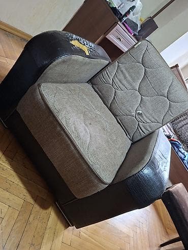 oturaca: Künc divanı – çarpayiyə çevrilən, sandıqlı model - Ölçü: təqribən iki — 9