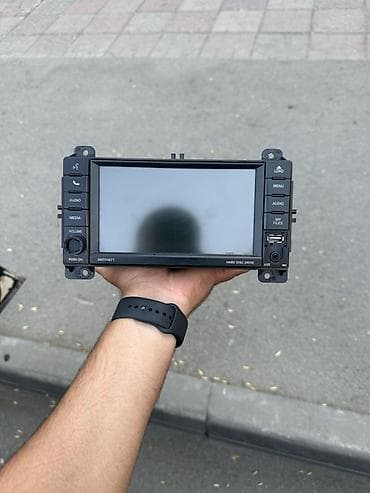 w210 manitor: Jeep gram chereko usden cixma monitor ve cercive hec bir problemi — 1
