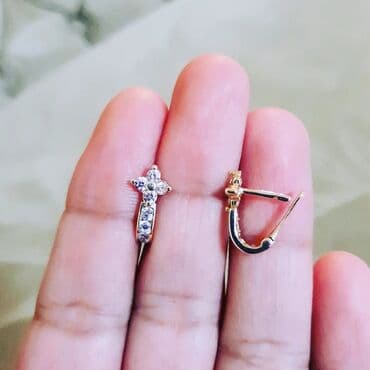 tək qaş: Sırğa, Sarı qızıl, 585 Əyar, 145 g — 2