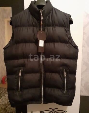 вязаные мужские пуловеры: Жилет, Tom Ford, цвет - Черный — 1