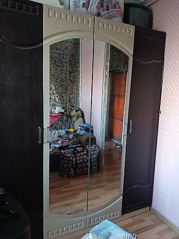 Dördkapılı paltar şkafı.ela veziyetde. - Material: Laminat/MDF