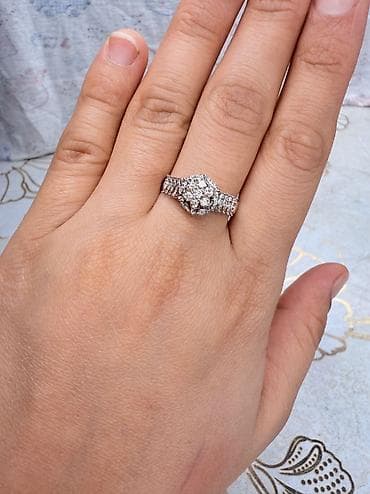 brilyant uzuk: Nişan, Üzük, Ağ qızıl, 750 Əyar, Brilyant, 0.26-0.50 Karat — 3