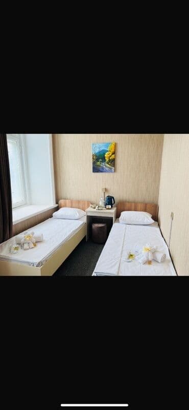 хостел двухместный: İki otaqlı hostal/guesthouse növü yerləşmə. Fotolarda göstərilən — 1