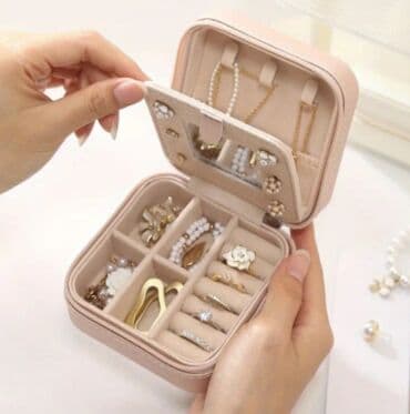 itmiş əşya: Mücrü Zinət əşyaları üçün — 1