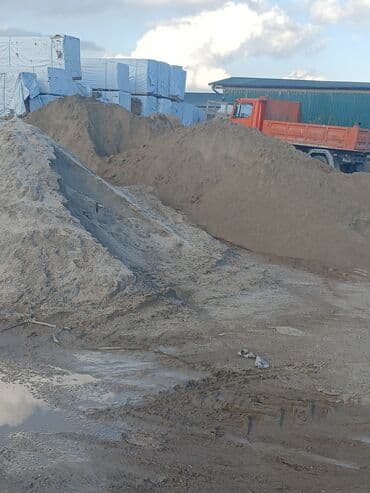 Döşəmə: Universal Qum — 1