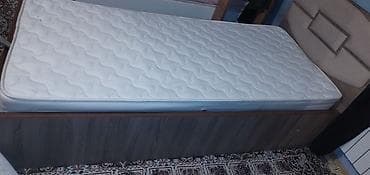 mebel alişi: 1 ildi alınıb 400manata, indi 200azn satiram, bazalidir, cox yaxsi — 1