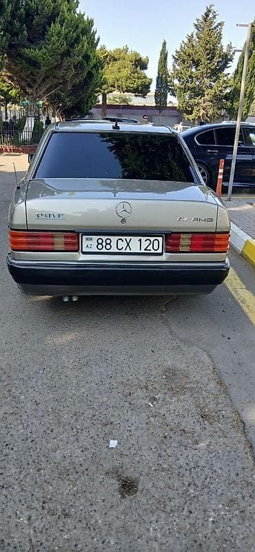 masin rollari: Mercedes-Benz 190 (W201): 2 l | 1990 il Sedan — 5