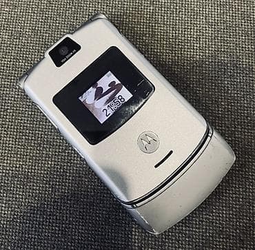 motorola sensor: Motorola Razr V Xt885, rəng - Gümüşü, Düyməli — 1