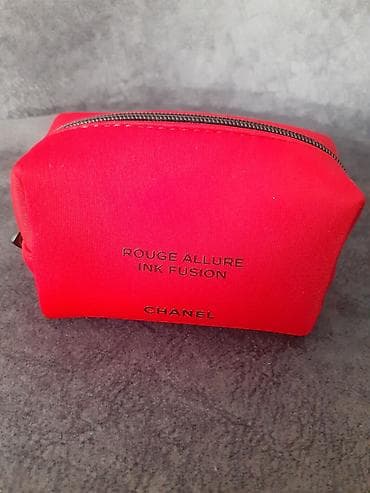 Ювелирные изделия: Маленькая косметичка, бренд Chanel — 1